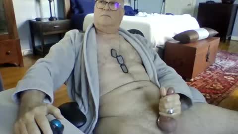 RegularGuyNOLA online show from December 21, 2024, 5:29 pm