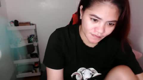 reign2525 online show from September 13, 2025, 3:12 pm