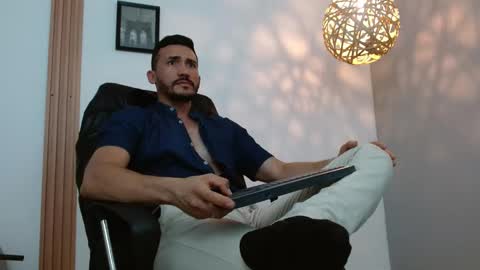   REIKO  online show from January 11, 2025, 11:24 pm