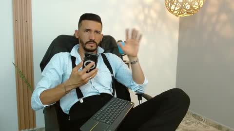   REIKO  online show from February 11, 2025, 7:05 pm