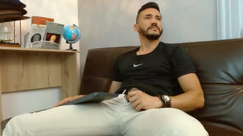   REIKO  online show from March 12, 2025, 10:28 pm