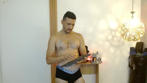   REIKO  online show from November 6, 2025, 3:02 pm