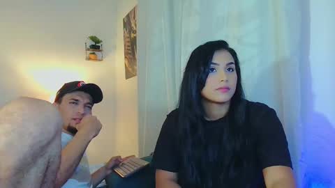 paola online show from December 13, 2024, 1:59 am