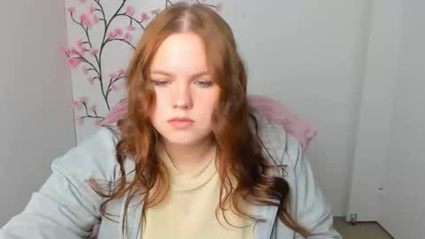 Reina online show from January 19, 2026, 12:09 pm