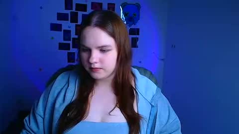 Reina online show from March 5, 2026, 7:04 am