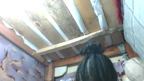 Snapshot of reinechi chatting on June 25, 2026, 7:57 am Reinechi online show from June 25, 2026, 7:57 am