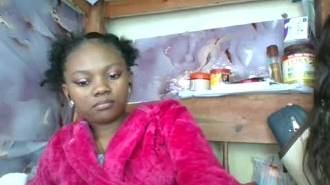 Snapshot of reinechi chatting on June 26, 2026, 9:41 pm Reinechi online show from June 26, 2026, 9:41 pm