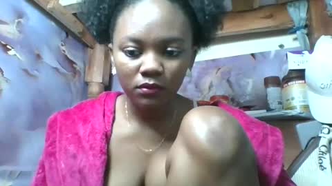 Snapshot of reinechi chatting on July 2, 2026, 7:09 pm Reinechi online show from July 2, 2026, 7:09 pm