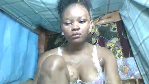 Snapshot of reinechi chatting on July 12, 2026, 6:26 am Reinechi online show from July 12, 2026, 6:26 am