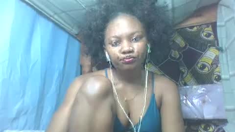 Snapshot of reinechi chatting on July 14, 2026, 5:56 am Reinechi online show from July 14, 2026, 5:56 am