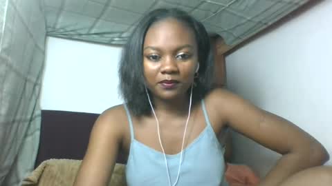 Snapshot of reinechi chatting on July 22, 2026, 11:24 am Reinechi online show from July 22, 2026, 11:24 am