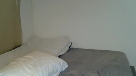 rem010a online show from October 22, 2025, 5:08 am