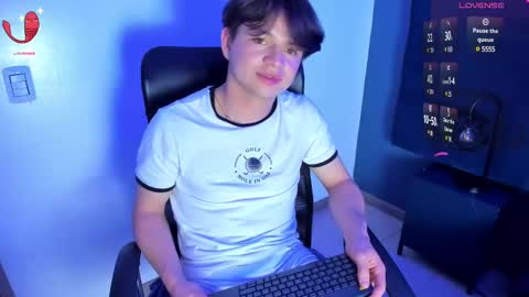 RemiBlythe online show from February 6, 2025, 12:00 am