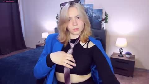 Snapshot of remipeach chatting on June 8, 2026, 3:34 pm RemiPeach online show from June 8, 2026, 3:34 pm