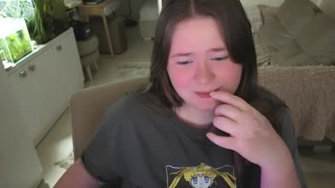 Snapshot of remirann_ chatting on May 9, 2026, 2:44 pm Ann OF - remirann21 online show from May 9, 2026, 2:44 pm