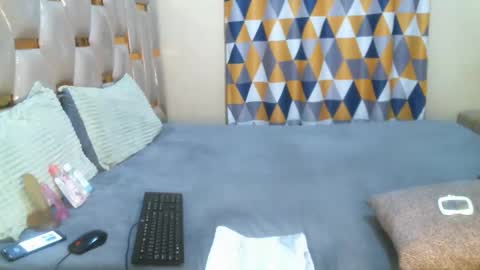 Snapshot of remmyqueen chatting on May 2, 2026, 8:03 pm remmyqueen online show from May 2, 2026, 8:03 pm
