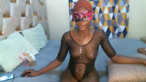Snapshot of remmyqueen chatting on May 9, 2026, 10:04 pm remmyqueen online show from May 9, 2026, 10:04 pm