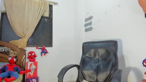 Rmy Steen online show from December 2, 2024, 11:40 pm