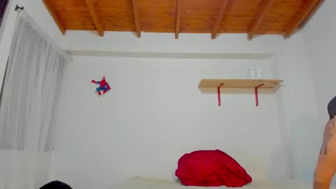 Rmy Steen online show from October 25, 2025, 1:57 am