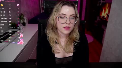 RemyWild online show from March 5, 2025, 10:43 pm