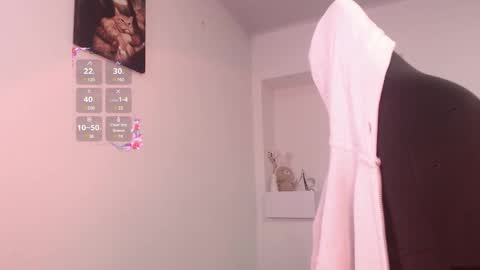 ren_yamashiro online show from December 3, 2024, 1:19 am