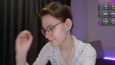 Snapshot of renaeblaski chatting on June 4, 2026, 6:47 pm Claire online show from June 4, 2026, 6:47 pm