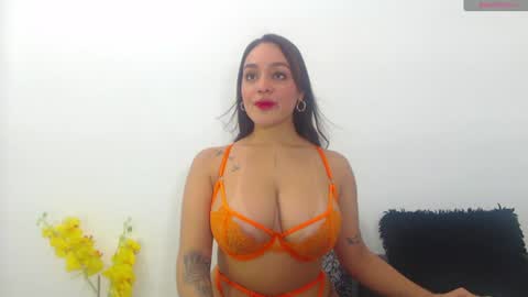 Snapshot of renatabrownn28 chatting on June 28, 2026, 4:07 am renatabrownn28 online show from June 28, 2026, 4:07 am