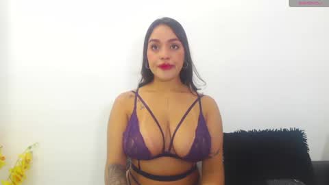 Snapshot of renatabrownn28 chatting on July 5, 2026, 3:56 am renatabrownn28 online show from July 5, 2026, 3:56 am