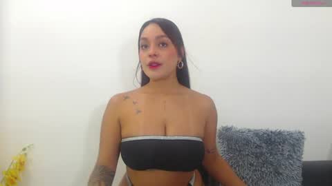 Snapshot of renatabrownn28 chatting on July 11, 2026, 8:39 am renatabrownn28 online show from July 11, 2026, 8:39 am