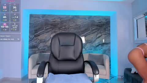 Renata Reyes online show from February 12, 2026, 8:37 pm