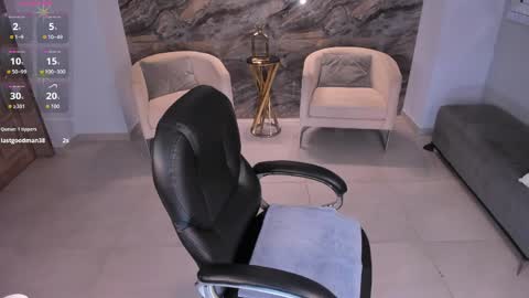 Renata Reyes online show from April 21, 2026, 9:50 pm