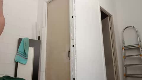 renatocavedon1 online show from December 5, 2025, 3:20 pm