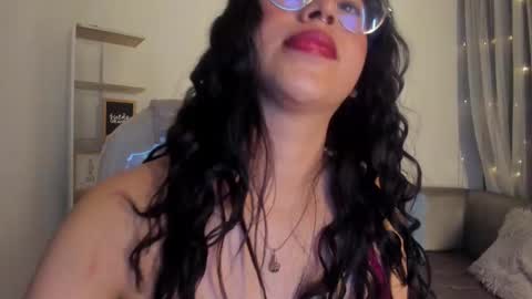 renaxi_smith online show from February 21, 2025, 11:10 pm
