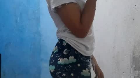 renaygelvin online show from April 24, 2026, 12:18 pm