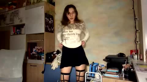 Mia online show from February 18, 2026, 4:58 pm