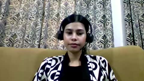 Lisa online show from April 30, 2026, 8:31 am