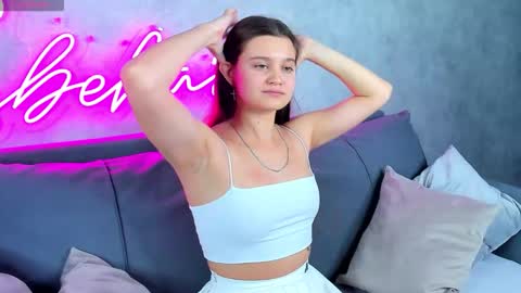 Renesmy online show from October 14, 2025, 12:55 am