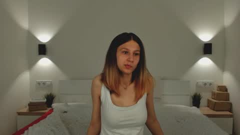 Snapshot of renettaschmeling chatting on May 18, 2026, 5:41 pm Christina online show from May 18, 2026, 5:41 pm