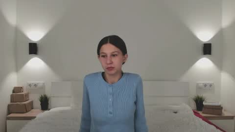 Snapshot of renettaschmeling chatting on May 19, 2026, 6:47 pm Christina online show from May 19, 2026, 6:47 pm