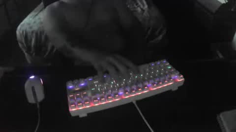 MalTry online show from February 6, 2025, 10:43 pm