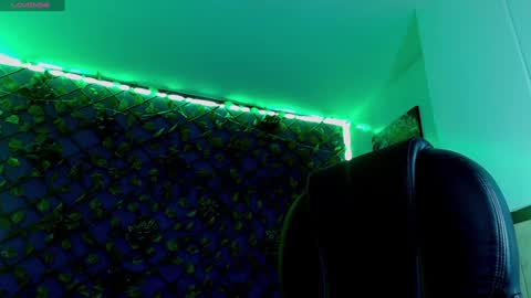 R E N E  online show from January 23, 2025, 8:36 am