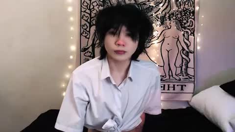 rennuts online show from March 11, 2025, 5:02 pm