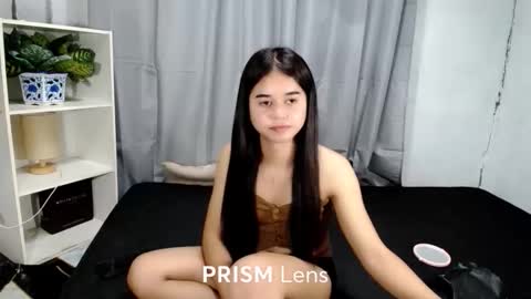 rennygurl online show from October 14, 2025, 3:29 am