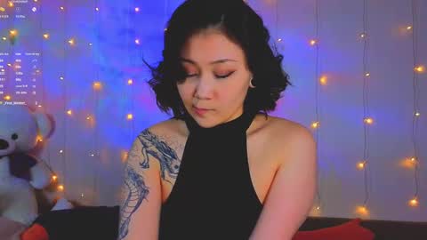 renochka online show from February 16, 2025, 4:21 pm