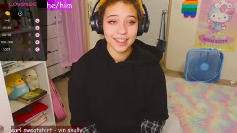 Snapshot of renpuppy chatting on January 21, 2025, 5:38 am REN online show from January 21, 2025, 5:38 am