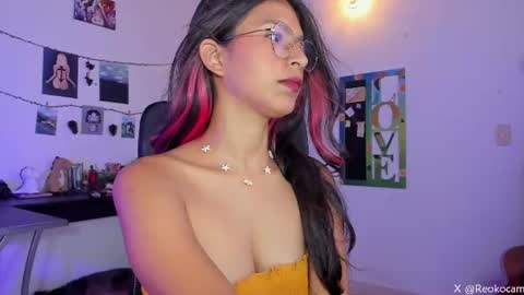 Snapshot of reoko_ chatting on June 11, 2026, 8:07 pm Reoko online show from June 11, 2026, 8:07 pm