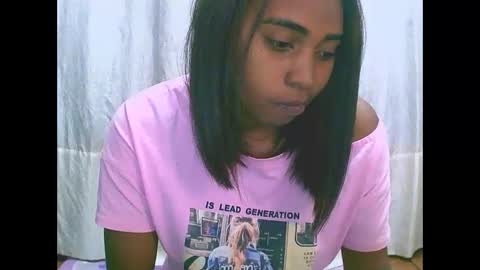 Snapshot of rephaleta chatting on May 23, 2026, 7:35 am Rephaleta online show from May 23, 2026, 7:35 am