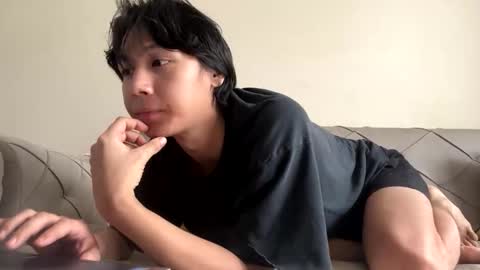 Aiqo online show from November 4, 2025, 10:14 am