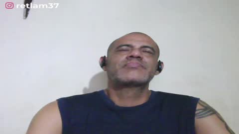 Snapshot of retlam37 chatting on July 7, 2026, 6:58 am Walter online show from July 7, 2026, 6:58 am