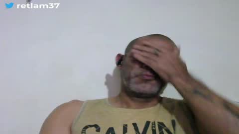 Snapshot of retlam37 chatting on July 24, 2026, 5:49 am Walter online show from July 24, 2026, 5:49 am